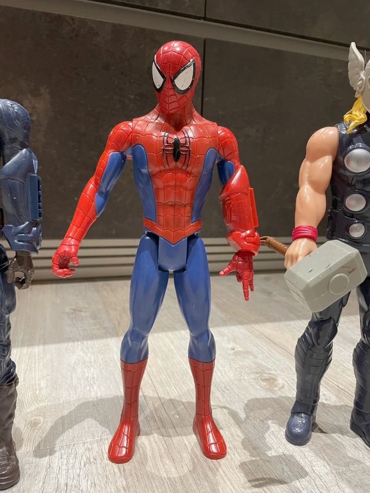 Spiderman, Spider-Man - Marvel Figur Titan Hero in Magdeburg