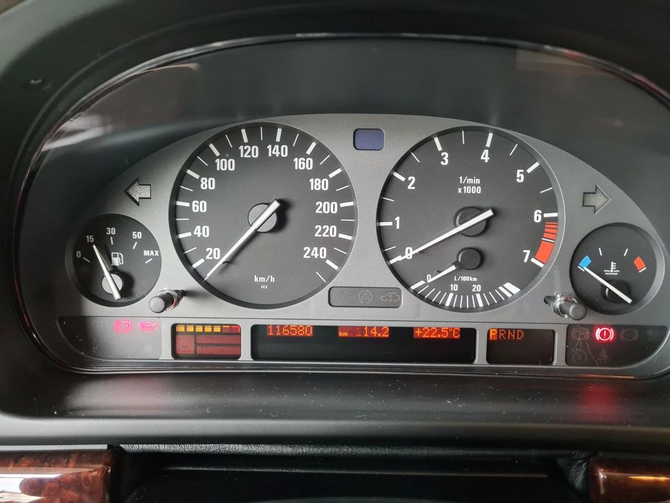 BMW 540i V8 Vollausstattung Automatik in Gefrees