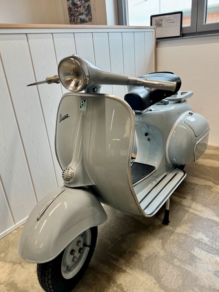 Vespa 125 VNB 4 in Burggen