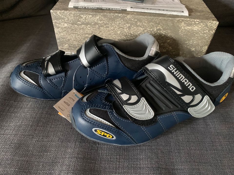 Shimano Rennradschuhe neu SH-M082W Blue gr. 39 in Köln