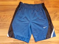 Nike kurze Fußballhose Trainingshose Sporthose Gr. 122 Bayern - Freihung Vorschau