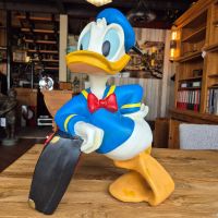 25001 Donald Duck mit Koffer Figur Skulptur 0,50 m Niedersachsen - Nordhorn Vorschau