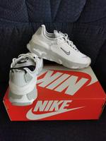 Gr EU 38,5 Aufregende Nike React Sportschuh Nordrhein-Westfalen - Hilden Vorschau
