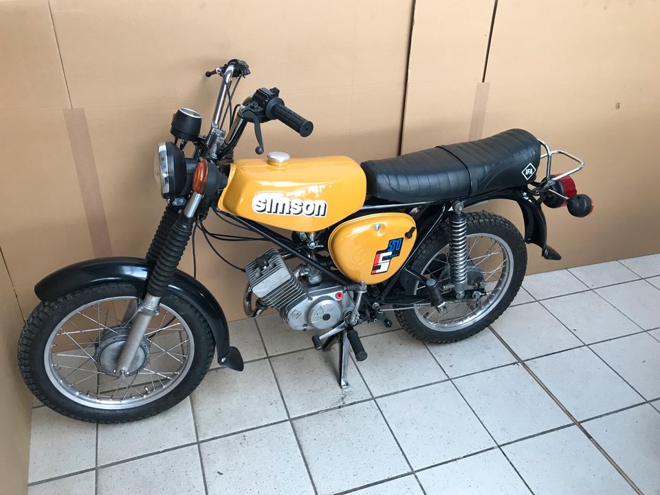 Simson S51 Enduro S51E 4 Gang Gelb 60km/h Papiere Versand M500 * in Calbe (Saale)