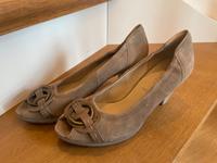 Högl Softline Peeptoes Leder beige taupe Größe 7 Rostock - Diedrichshagen Vorschau