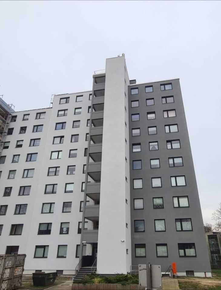 Unmöblierte 1 Zimmer Wohnungen mit guter Aussicht und Balkon in Duisburg