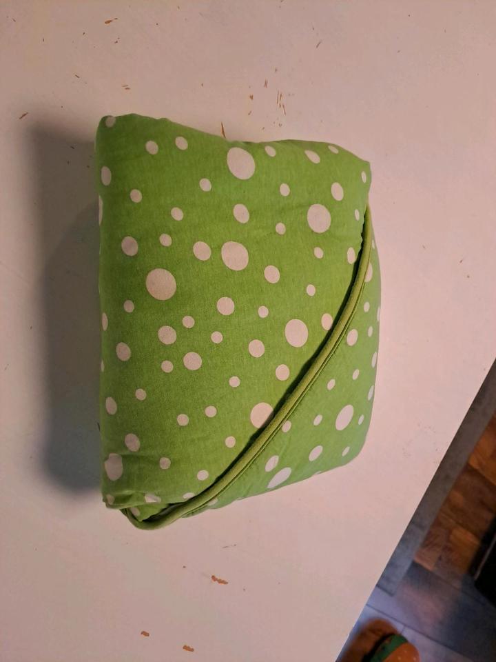 Einschlagdecke - Babydecke - Kinderwagendecke - Decke mit Kapuze in Traunstein