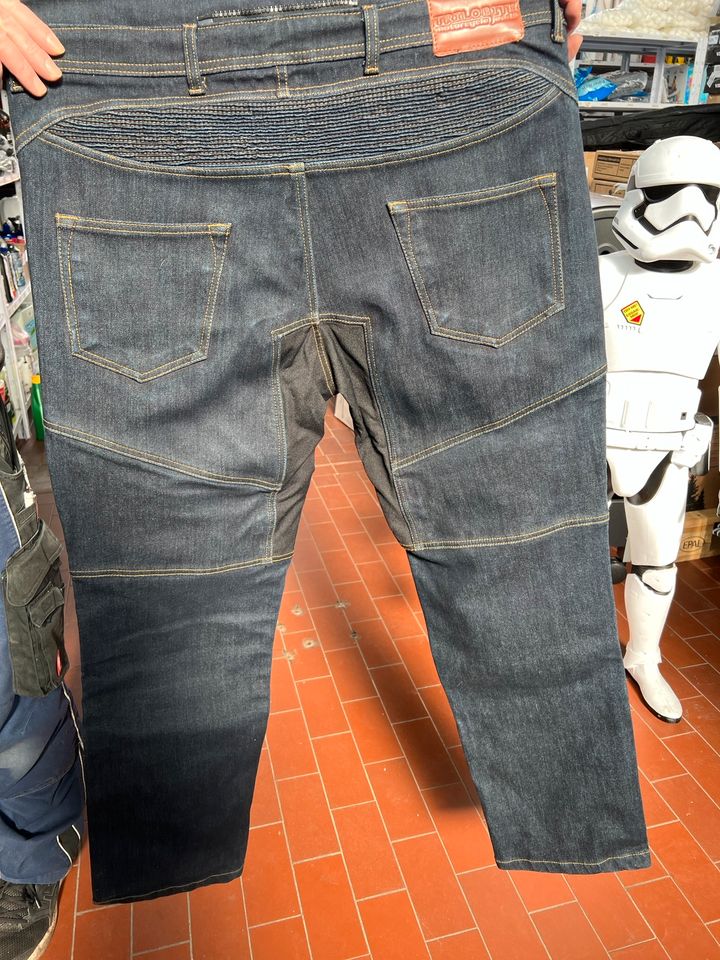 Trilobite Motorrad Wasserfeste Jeans Größe 42 dunkelblau neu in Hemslingen