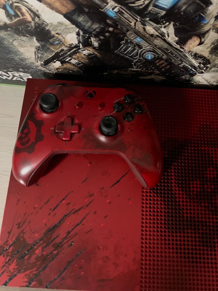 Xbox One S limited edition in Olfen