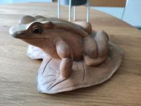 Frosch auf Blatt Holz Schnitzerei Sachsen-Anhalt - Wedderstedt Vorschau