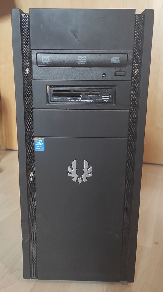 PC-Gehäuse (ATX) mit 750W Netzteil, DVD-Recorder und Kartenleser in Großmehring