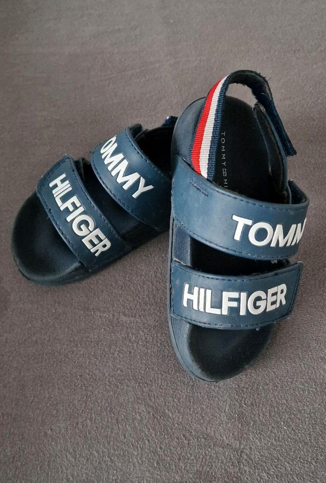 Kindersandalen Sommerschuhe Tommy Hilfiger Gr. 24 in Bonn