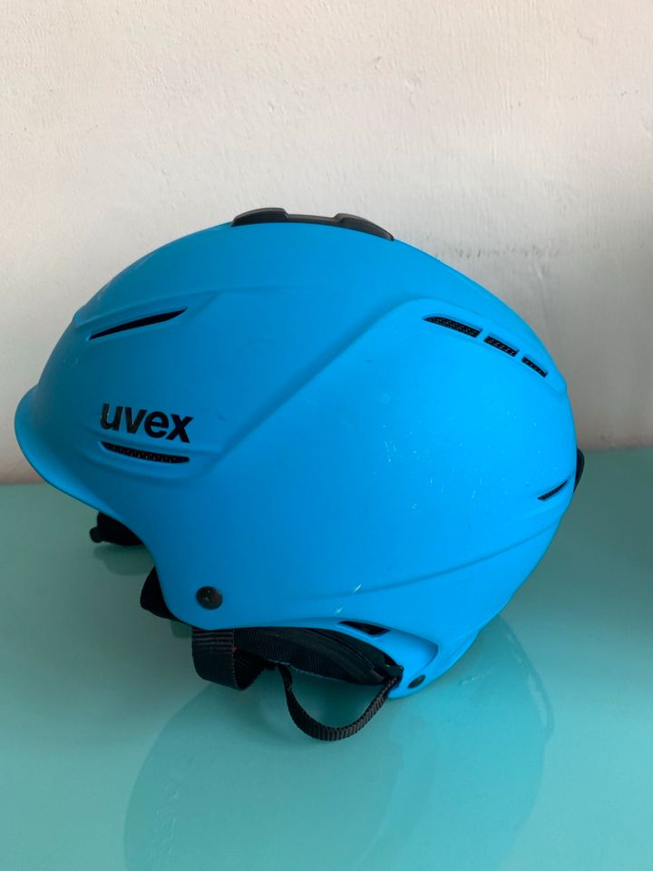 Ski- und Snowboardhelm Uvex in Düsseldorf