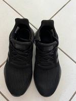 Adidas Sneaker unisex neuwertig schwarz Gr.41 1/3 Hessen - Kelkheim Vorschau