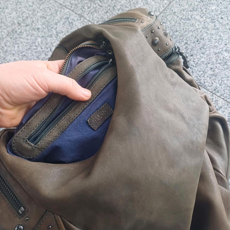 Boss hugo boss Beuteltasche in Bergkamen