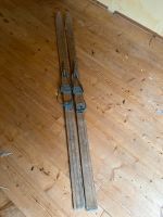 Alte Holzski Holz Ski Bindung Tyrolia Retro vintage Bayern - Hirschaid Vorschau