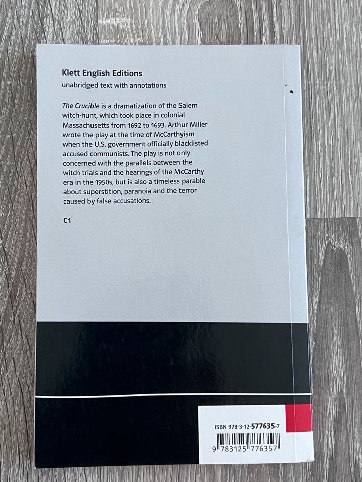The Crucible - Arthur Miller Klett English Edition in Emden