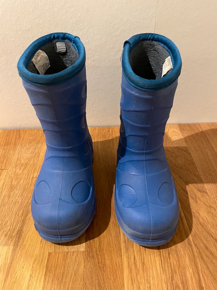 McKinley Gummistiefel gefüttert Gr. 23 blau in Wasserleben