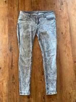 Amisu Jeans L W30 40/42 grau Hose skinny Hessen - Neu-Anspach Vorschau