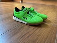 Schuhe Hallenschuhe Sportschuhe Größe 34 top Thüringen - Wolfsburg-Unkeroda Vorschau