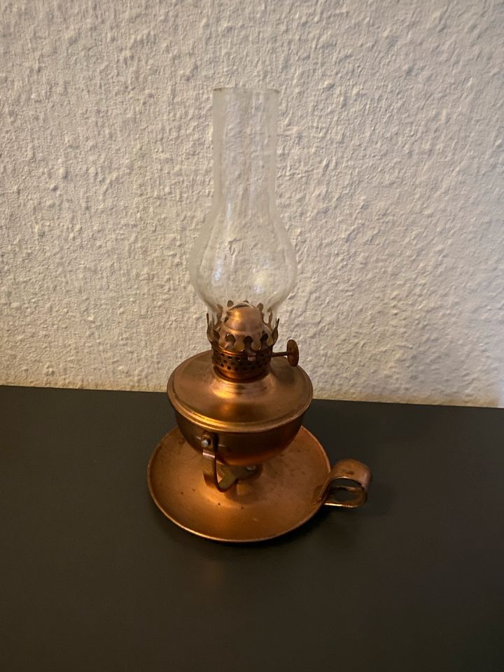 Alte Laterne Öllampe/ Petroleumlampe aus Messing in Iserlohn