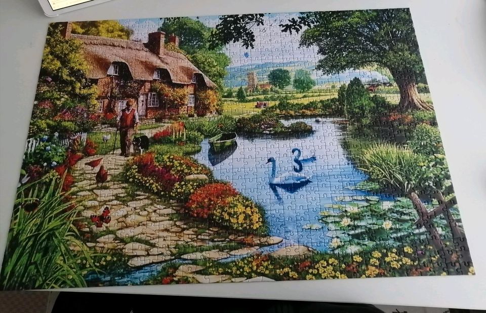 Bluebird Puzzle - Cottage by the Lake 1000 Teile in Leverkusen