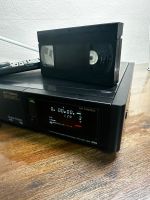 Sony VHS Video Hi-fi Recorder  SLV 815 VP mit 4 Tape Defekt Hessen - Karben Vorschau