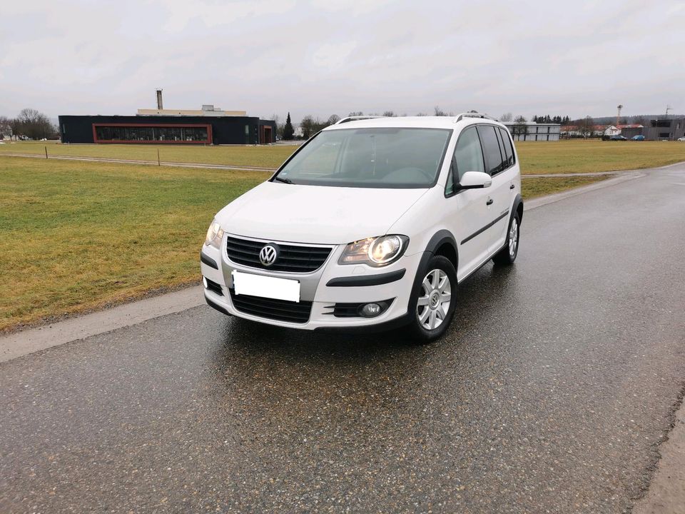 VW Touran Cross in Leutkirch im Allgäu