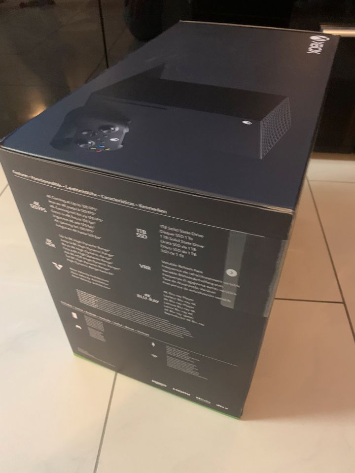 XBOX SERIES X 1TB Original Verpackt in Siegburg