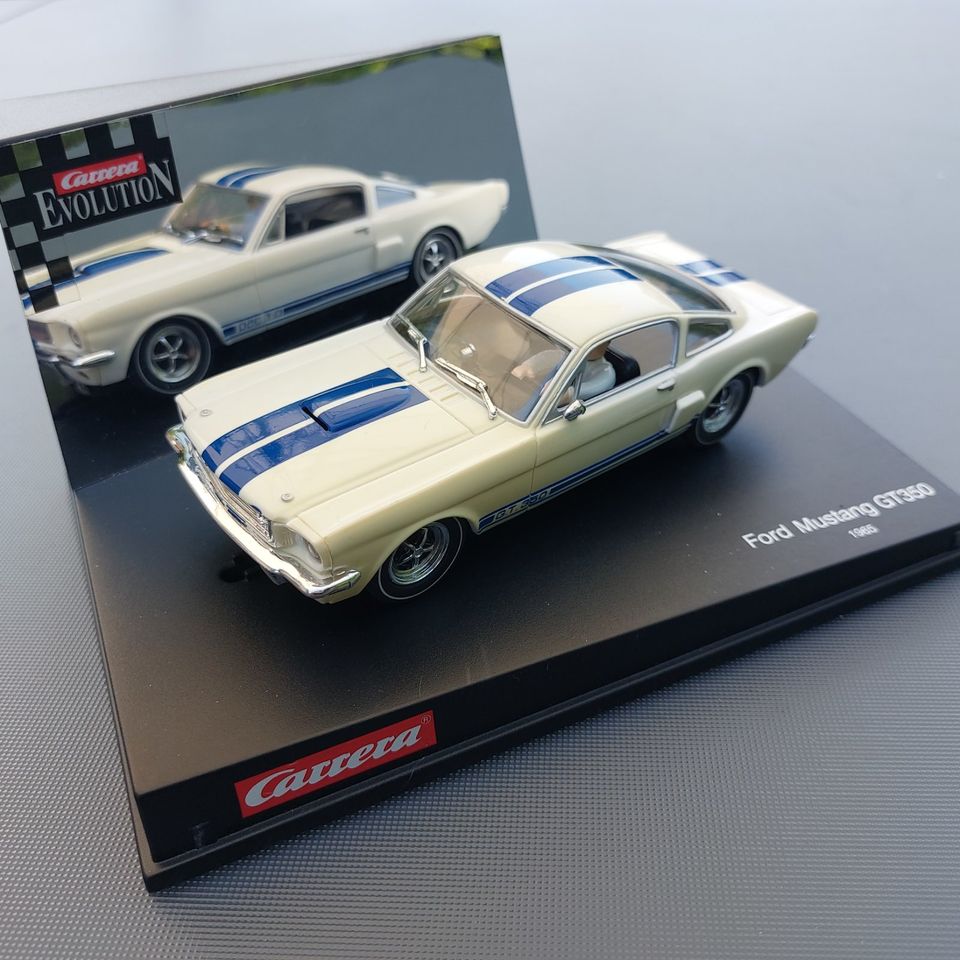 Carrera Evolution Slotcar Ford Mustang GT 350 in Kerken