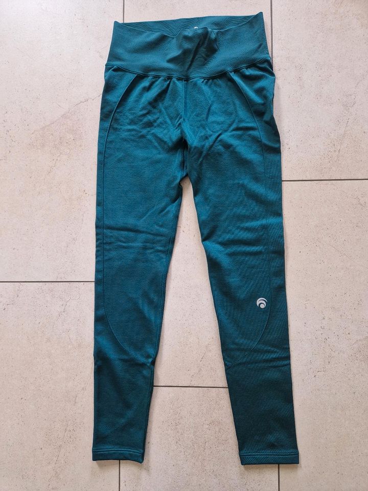 Neu! OCEANSAPART Beverly Thermo Pant, Größe M in Frohburg