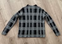 Hallhuber dünner Pullover 100% Wolle Gr. M schwarz weiß Muster Hessen - Butzbach Vorschau