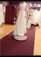 Brautkleid von Lili Gr.36 Hochzeitskleid weiß/Creme Dresden - Cotta Vorschau