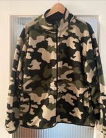 Zipper / Jacke mit Camo Muster L München - Untergiesing-Harlaching Vorschau