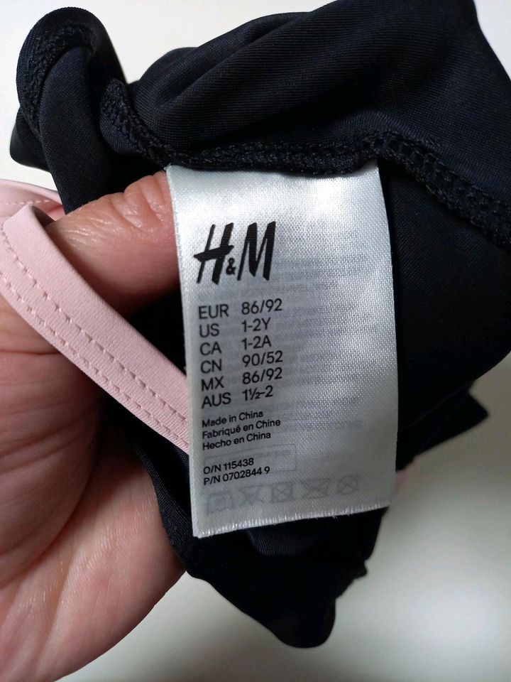 H&M Badeanzug Gr.86/92 in Glinde