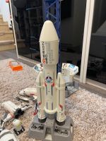 Playmobil Basisstation Spaceshuttle  zzgl Lego Spacer Bayern - Buttenwiesen Vorschau