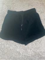 Schwarzer Shorts Essen - Altenessen Vorschau