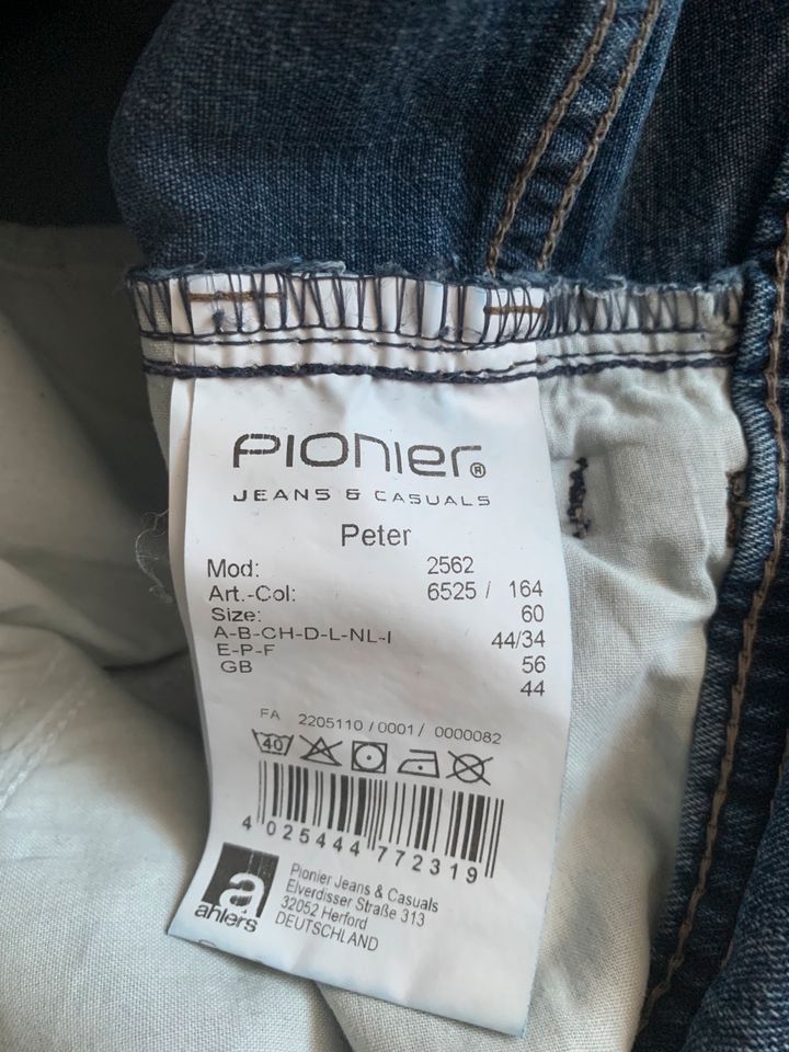 Pionier Männerjeans in Michelau i. OFr.