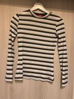 Guess-Langarmshirt Niedersachsen - Gifhorn Vorschau