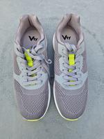 Vty Sneaker Schuhe neu Gr 44 grau Schleswig-Holstein - Norderstedt Vorschau