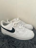 Nike Gr.38,5 unisex Hessen - Nieste Vorschau
