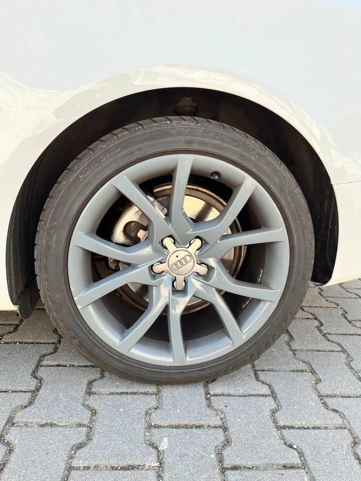 Audi A5 Cabrio S-Line in Straubing