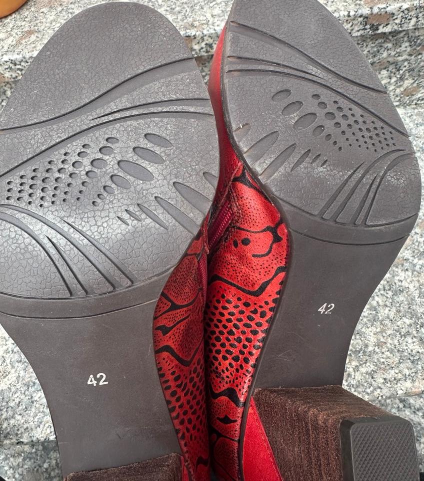 Laura Vita Stiefel Schuhe Lederschuhe Stiefeletten in 42 in Speyer