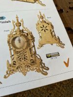 3D Wooden Clock nicknack Modellbau Laser braun NEU!!! Niedersachsen - Wendeburg Vorschau