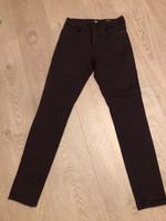 Jeans Skinny Bordeaux C&A Gr. 36 Nordrhein-Westfalen - Zülpich Vorschau