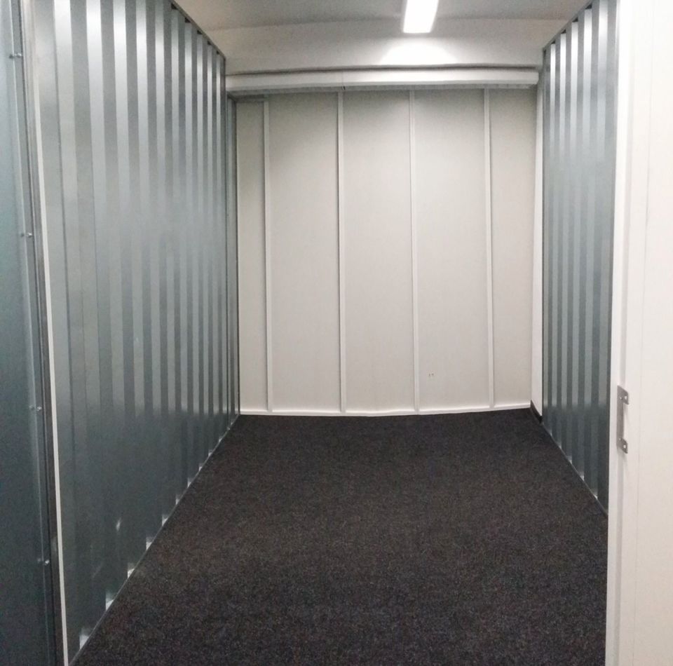 Miete Kleinlager Selfstorage Lagerbox Lagerraum ab 3m³, Winnenden bei Stuttgart in Winnenden