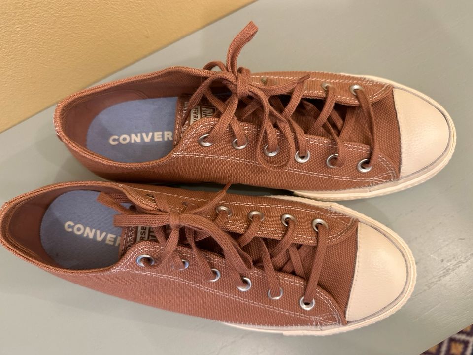 Converse • Chucks  | Plateau Sneaker Low • Gr. 42.5 <neuwertig> in München