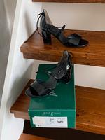 Paul Green Blocksandalette Leder schwarz m. Schnürung Gr. 37,5 Rheinland-Pfalz - Wallmenroth Vorschau