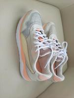 Puma Sneaker softform Größe 39 Brandenburg - Wandlitz Vorschau