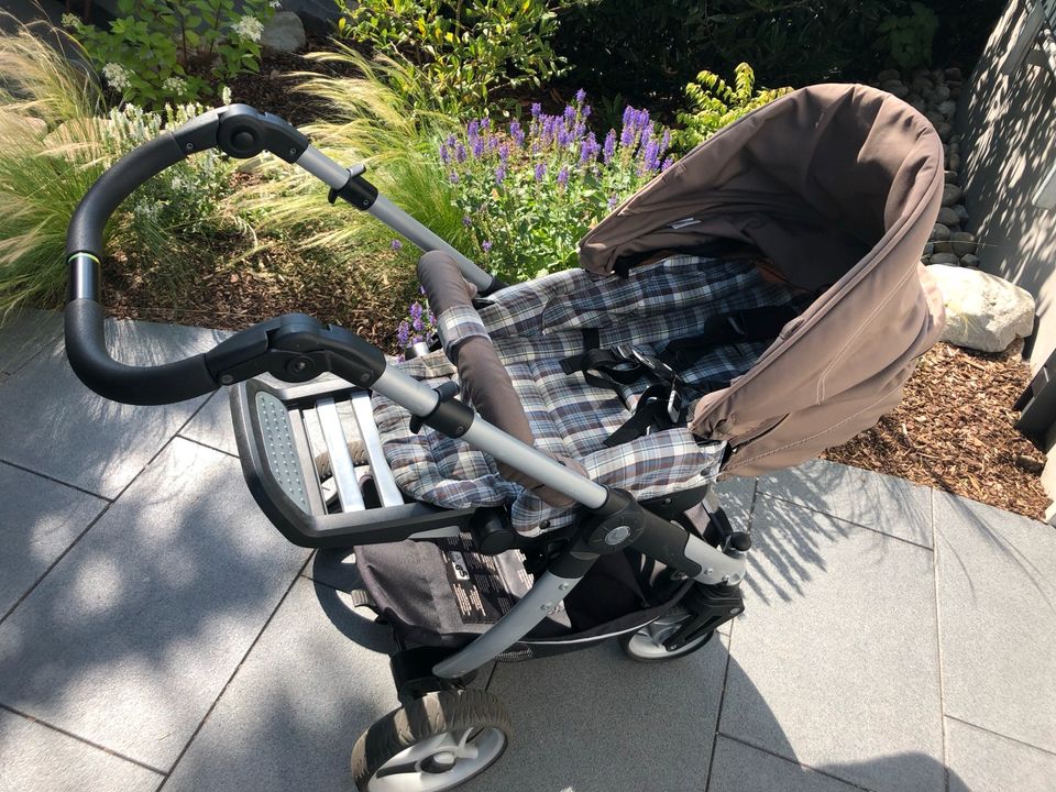 Kinderwagen Teutonia mit Wanne(blau) und Sportsitz (braun) in Osnabrück